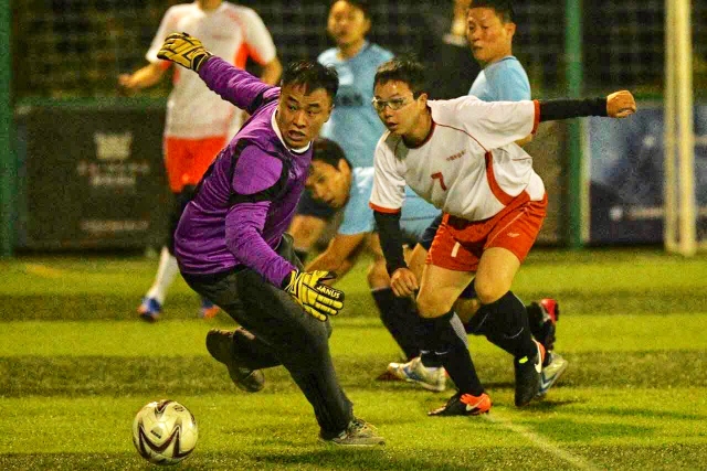 易建联:没有观众比赛很煎熬 重回主场令人期待